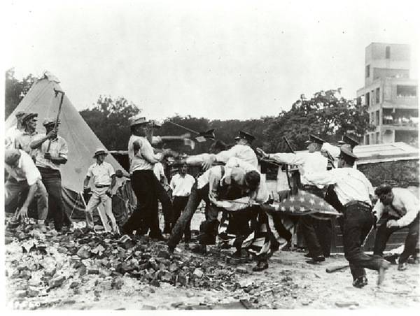 Bonus_marchers_05510_2004_001_a.gif