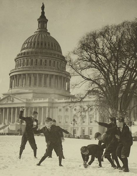 LOC1900ssnowballfightpages.jpg