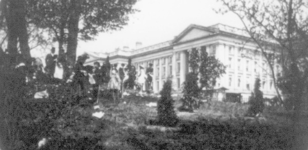 1890WhiteHousePicnic.tif