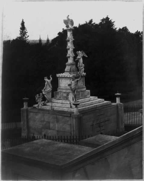 tripoli_monument.jpg