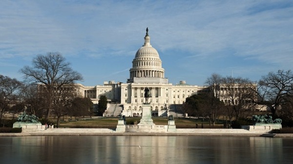 CapitolReflPool-.jpg
