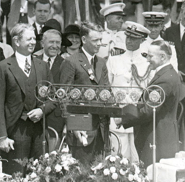 1927Lindbergh.jpg