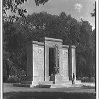 SecondDivisionMemorial1920LOC.jpg